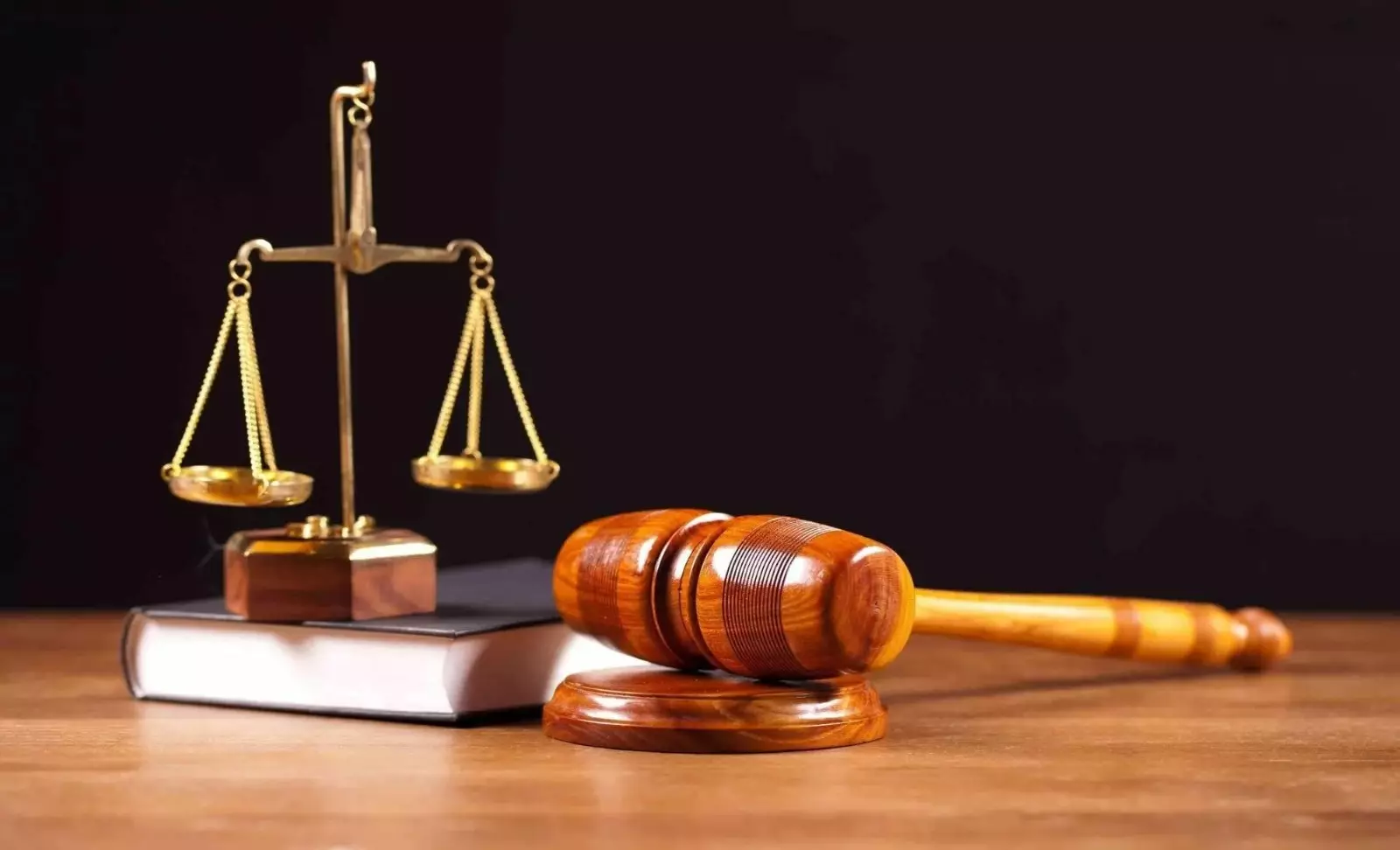 Azərbaycanda iş adamlarının siyahıya alınmış əmlakları hərraca çıxarılır