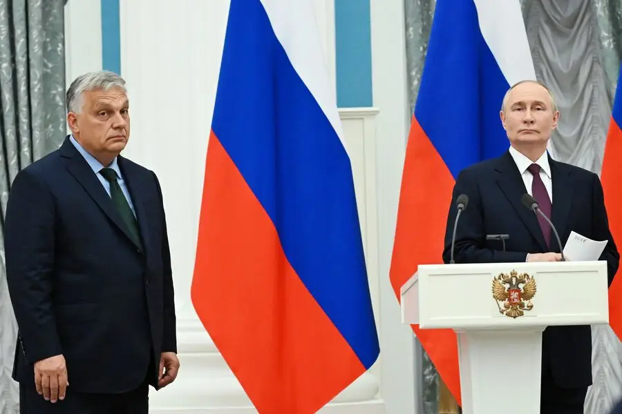 Orban: “Lazım gələrsə, Putinlə yenidən danışmağa hazıram”