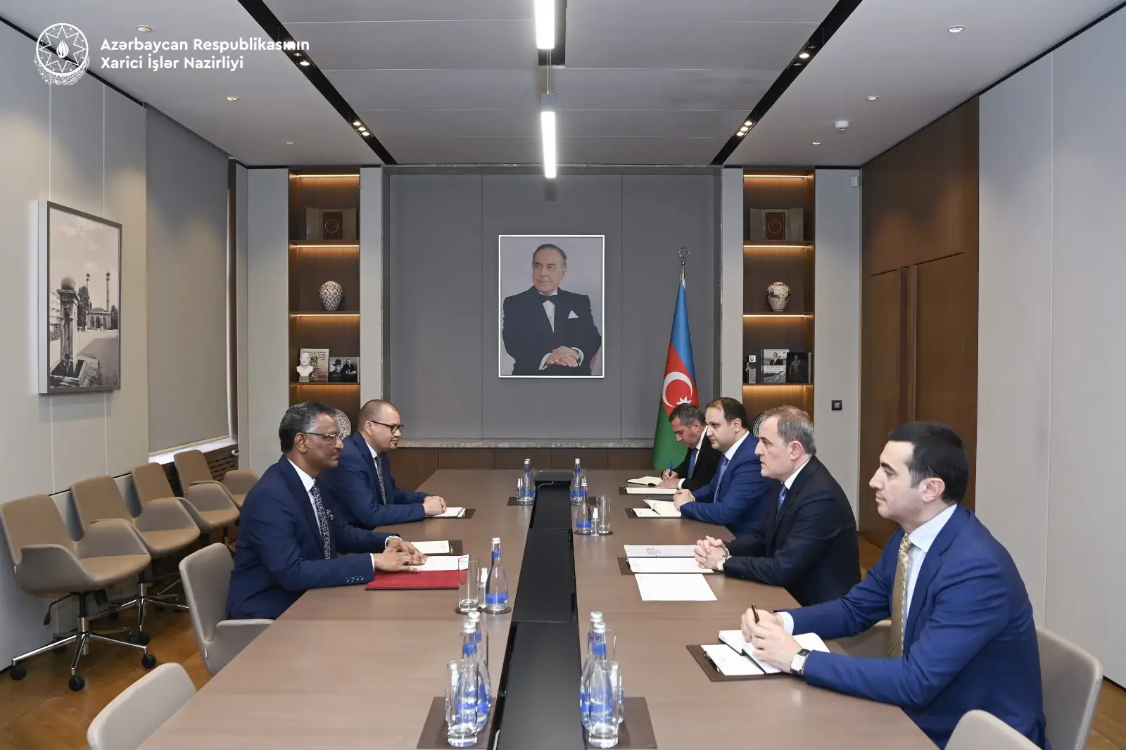 Ceyhun Bayramov Sudanın yeni təyin olunmuş səfiri ilə görüşüb - FOTO