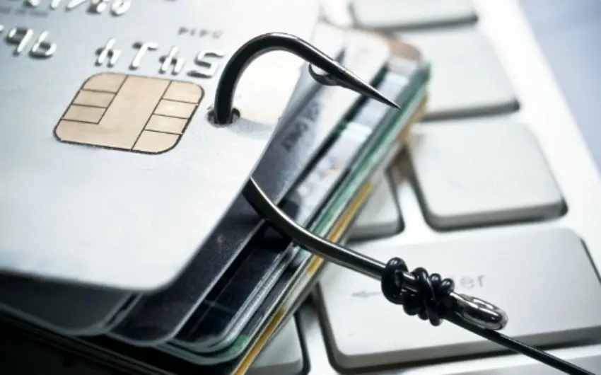 Ötən gün vətəndaşların bank kartlarından 16 min manatdan çox pul oğurlanıb