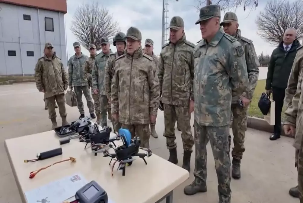 Hikmət Mirzəyev Türkiyənin Xüsusi Təyinatlı Qüvvələr komandanlığı ilə birgə Sərhəd Polis İdarəsinə baş çəkib