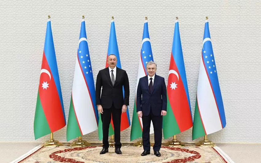 Özbəkistan Prezidenti İlham Əliyevə zəng edib
