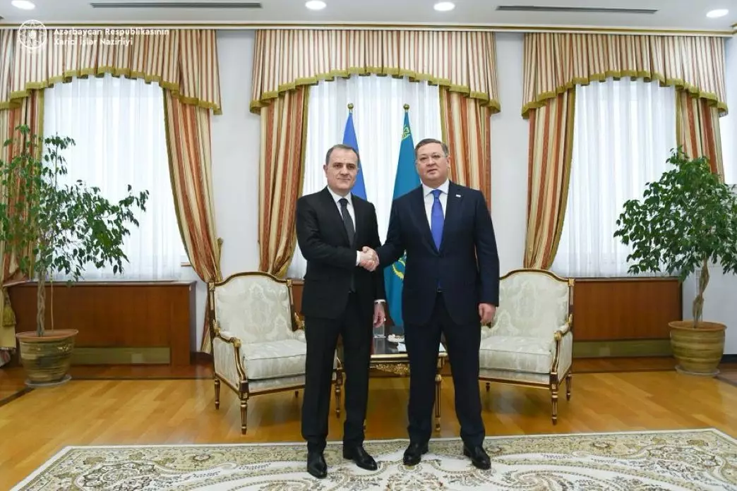 Azərbaycan və Qazaxıstan XİN rəhbərləri görüşüb - FOTO