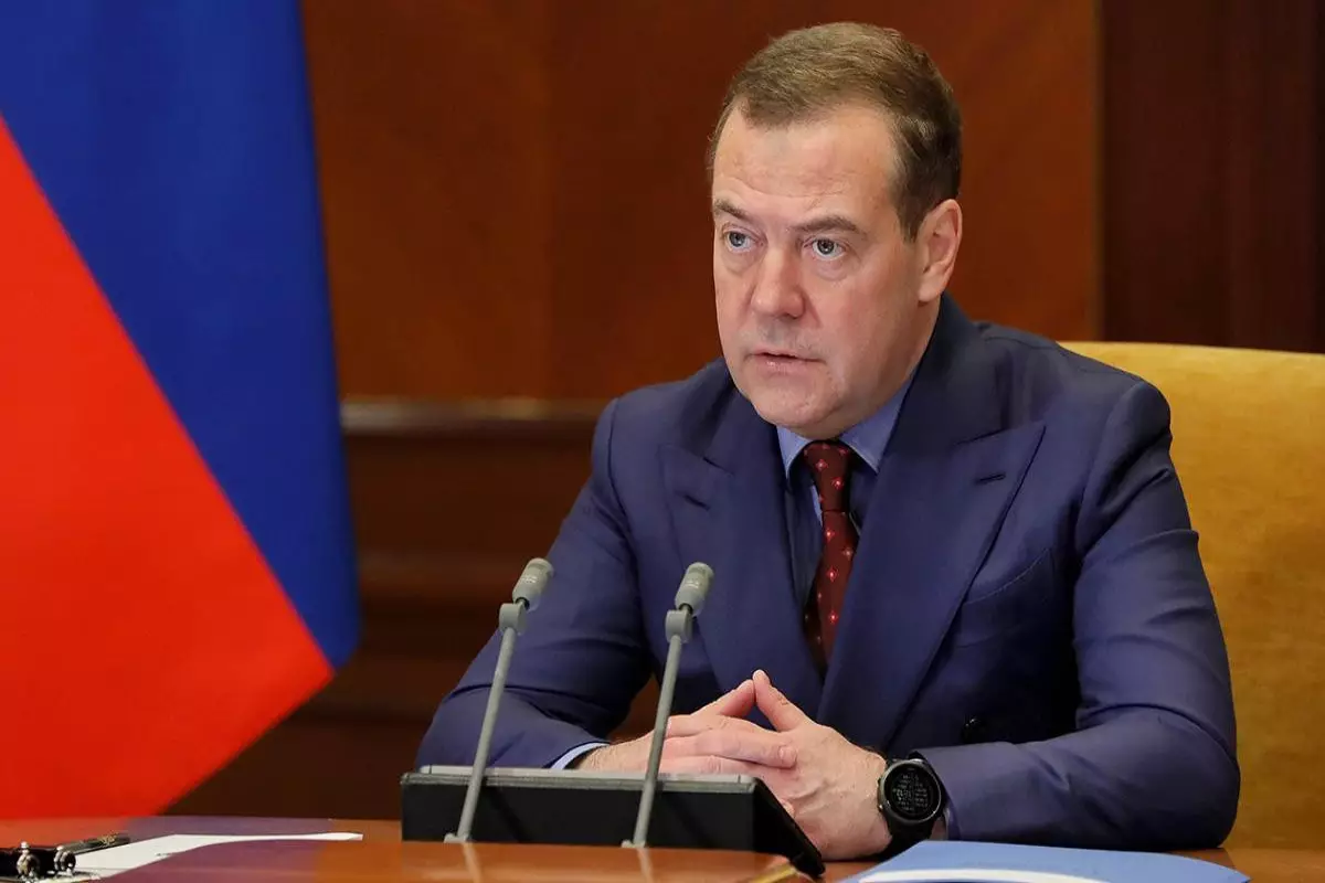 Dmitri Medvedev Prezident İlham Əliyevə başsağlığı verib