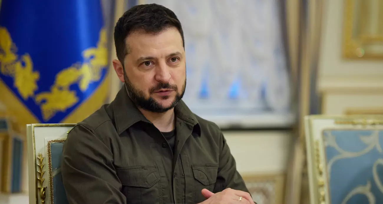 Zelenski: Rusiya ilə münaqişəni davam etdirmək üçün Qərbdən 30 milyard dollar istəyib