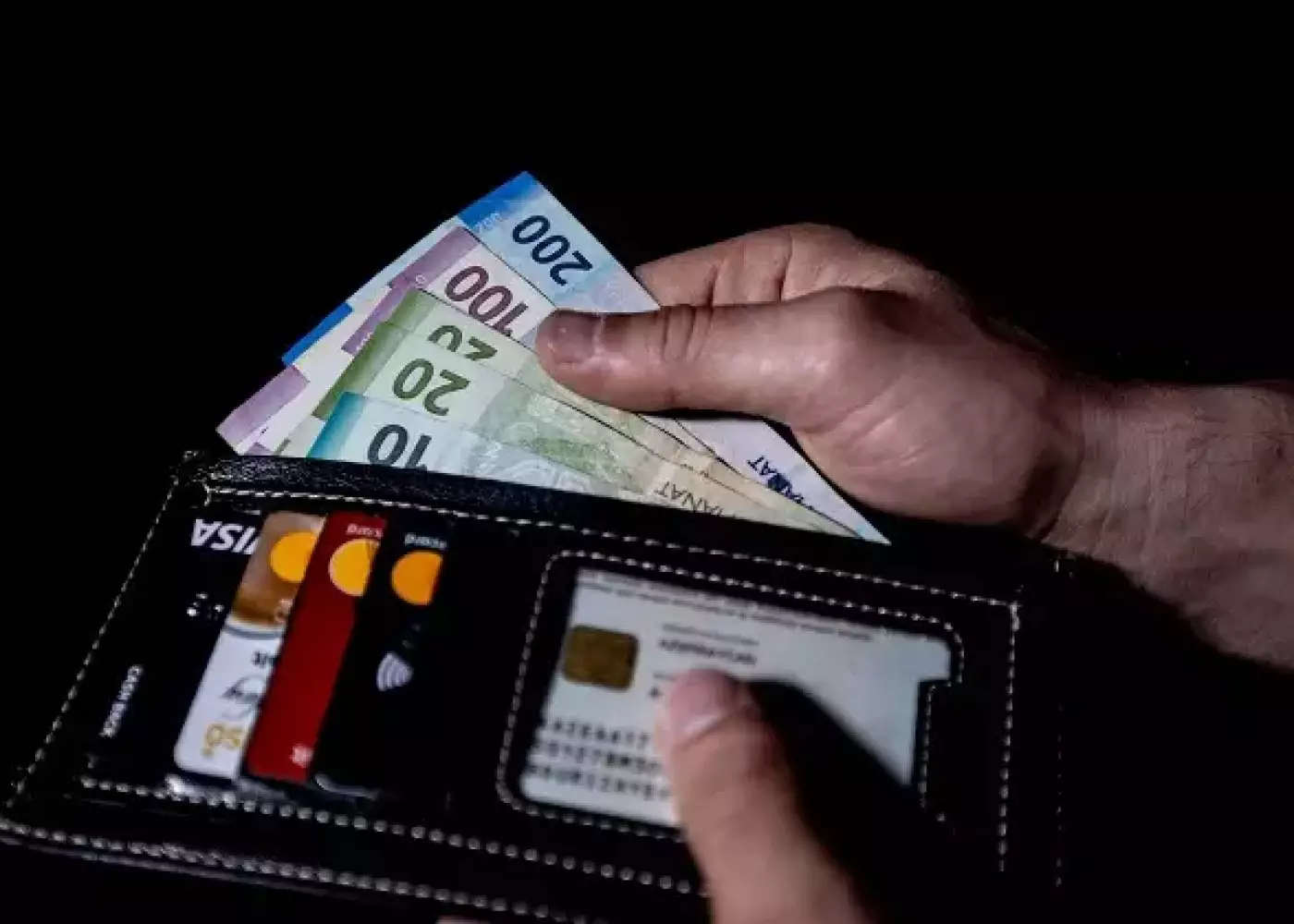 Bakıda orta əməkhaqqı 6 %-ə yaxın artıb