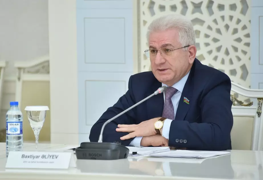 “Azad olunmuş ərazilərdə kadr hazırlığı oradakı sənaye parklarında tələb olunan ixtisaslara yönəldilməlidir”