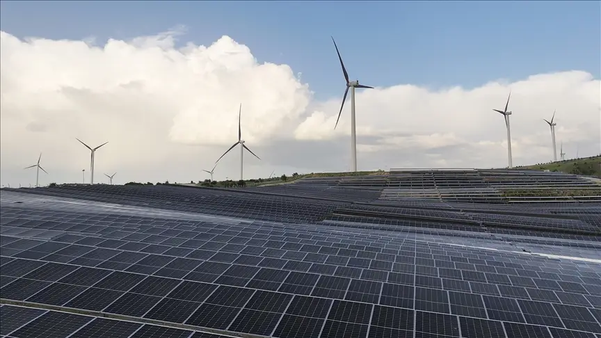Çinin quraşdırılmış elektrik enerjisi gücü 18,7 faiz artıb