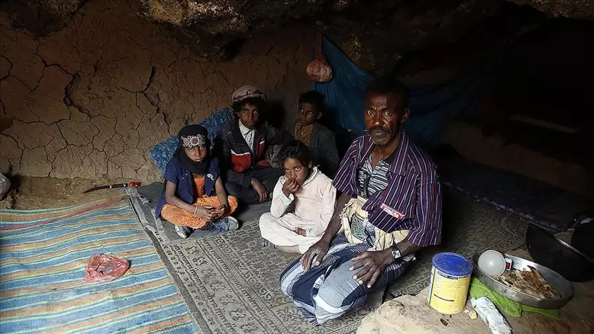 BMT: Yəməndə 4,8 milyon insan didərgin düşüb