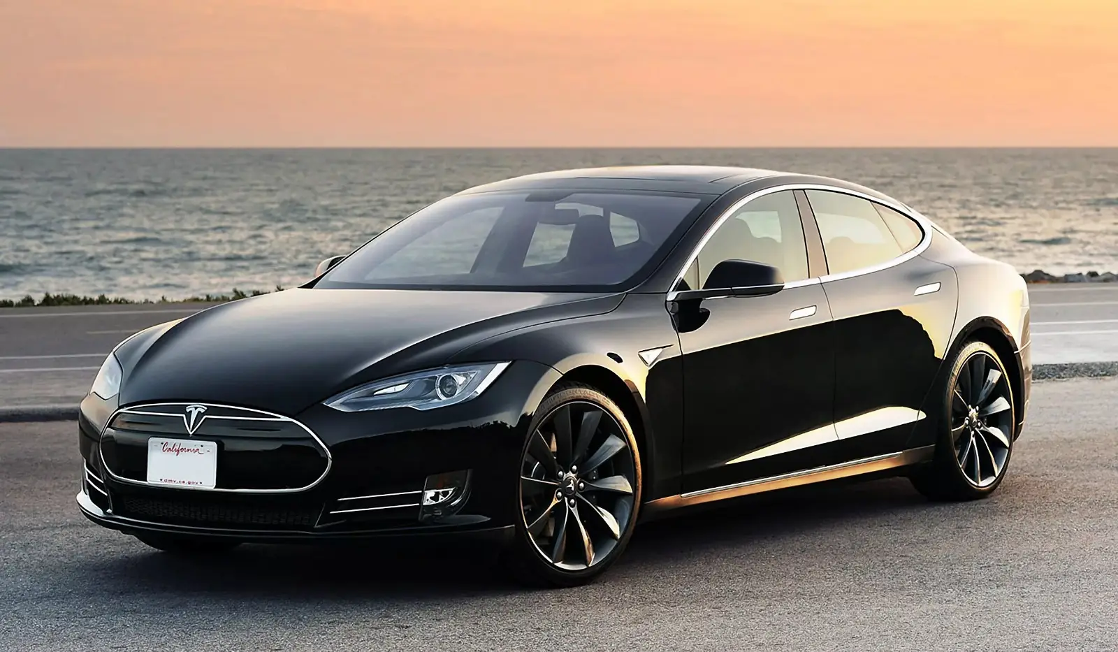 "Tesla"nın Britaniyada satışları 45% azalıb