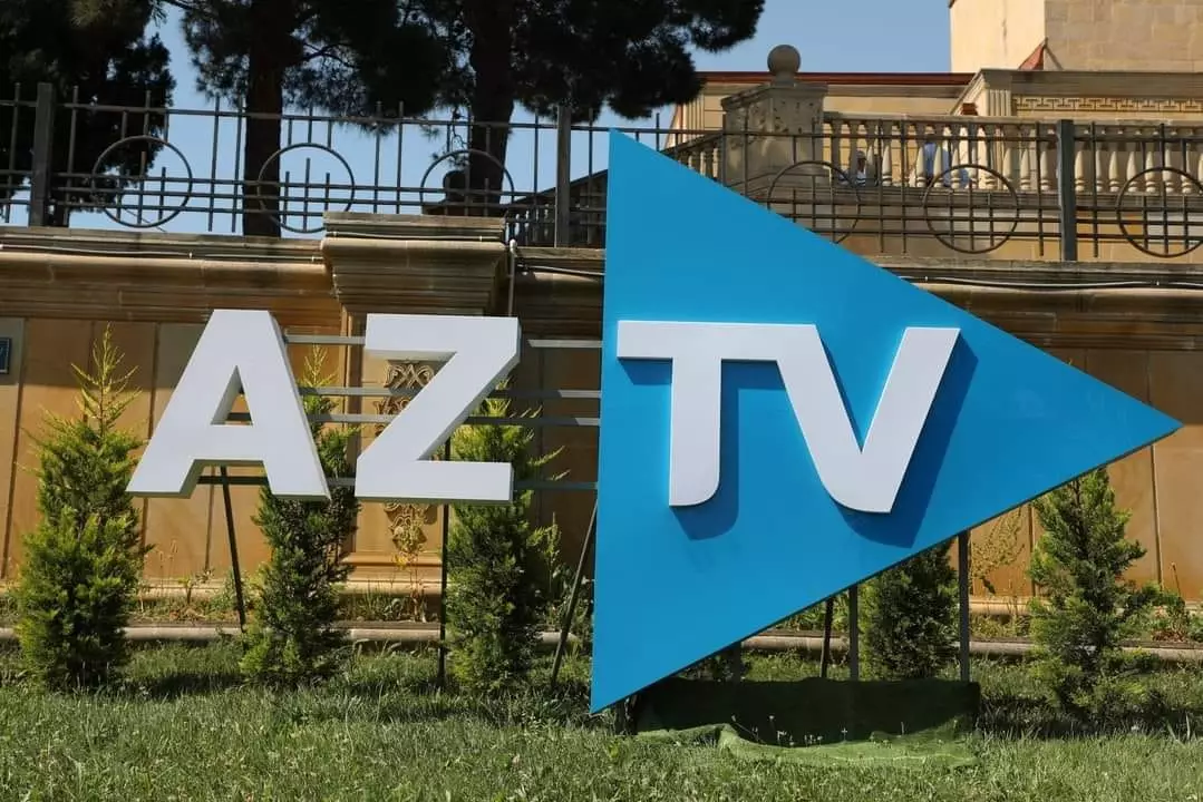AzTV əməkdaşlarına Fransada hücum edilib - VİDEO