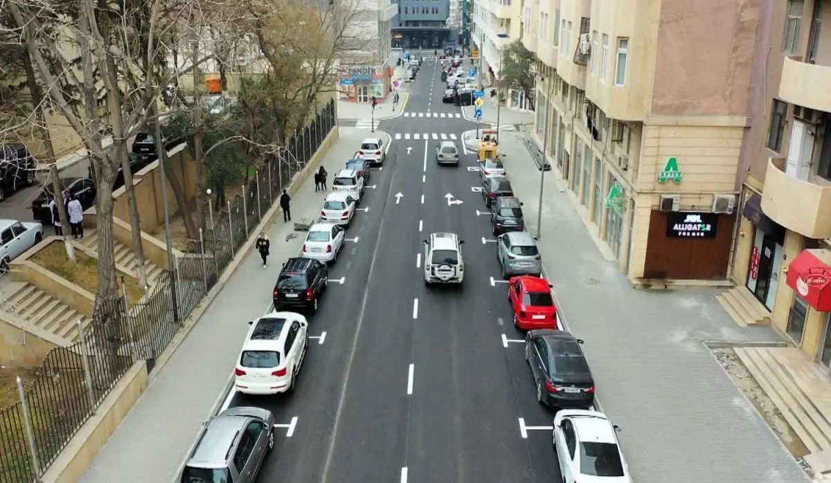 Prospekt, küçə, meydan adlarının dəyişdirilməsi zamanı dövlət dilinin normaları nəzərə alınacaq