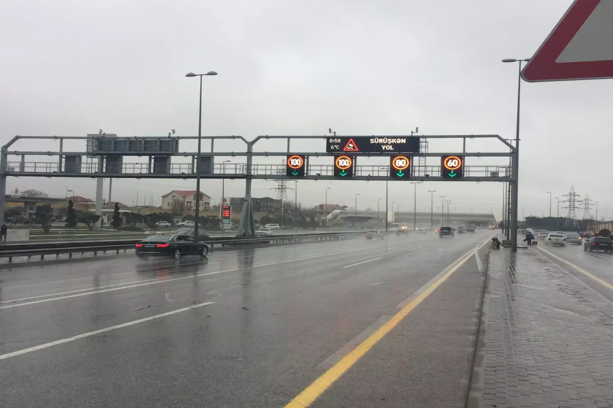 Bakının bu yollarında sürət həddi bərpa edilib
