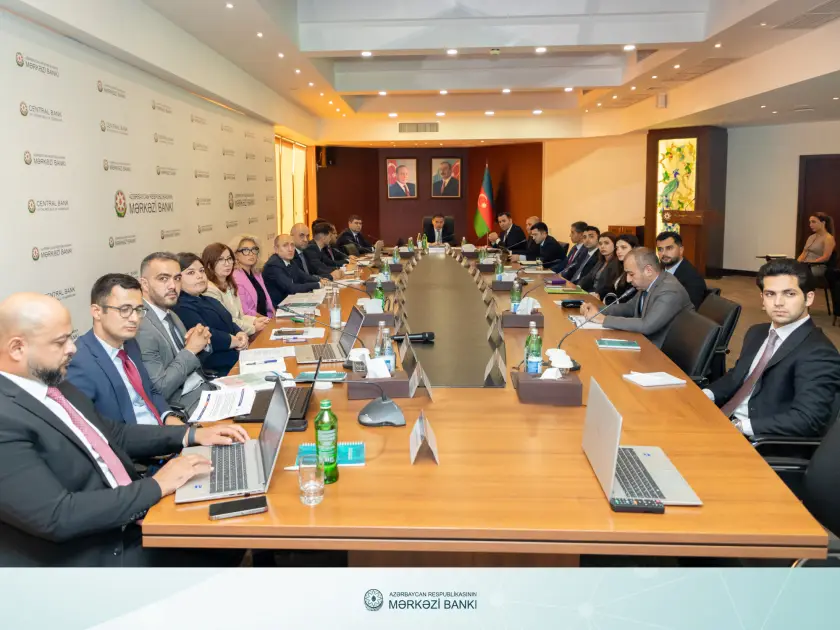 Mərkəzi Bankda Makroiqtisadi dayanıqlılıq üzrə işçi qrupunun növbəti iclası təşkil olunub