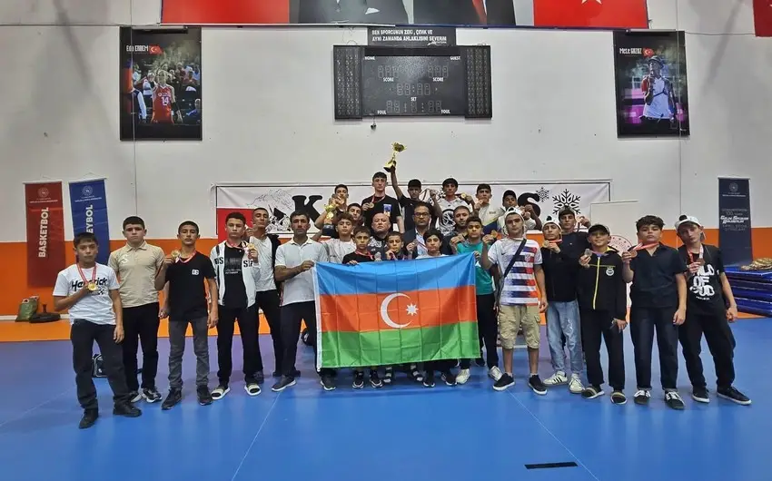 Güləşçilərimiz “Ani Cup” turnirində 17 qızıl medal qazandılar