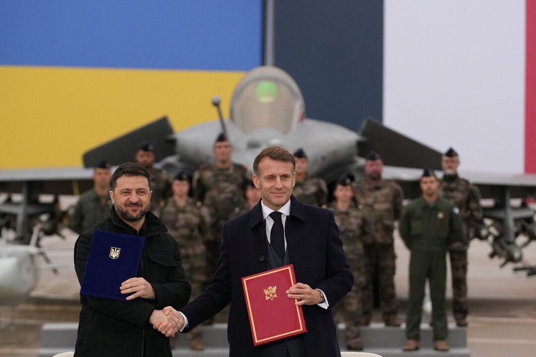 Ukrayna Fransadan 100 ədəd qırıcı təyyarə alacaq