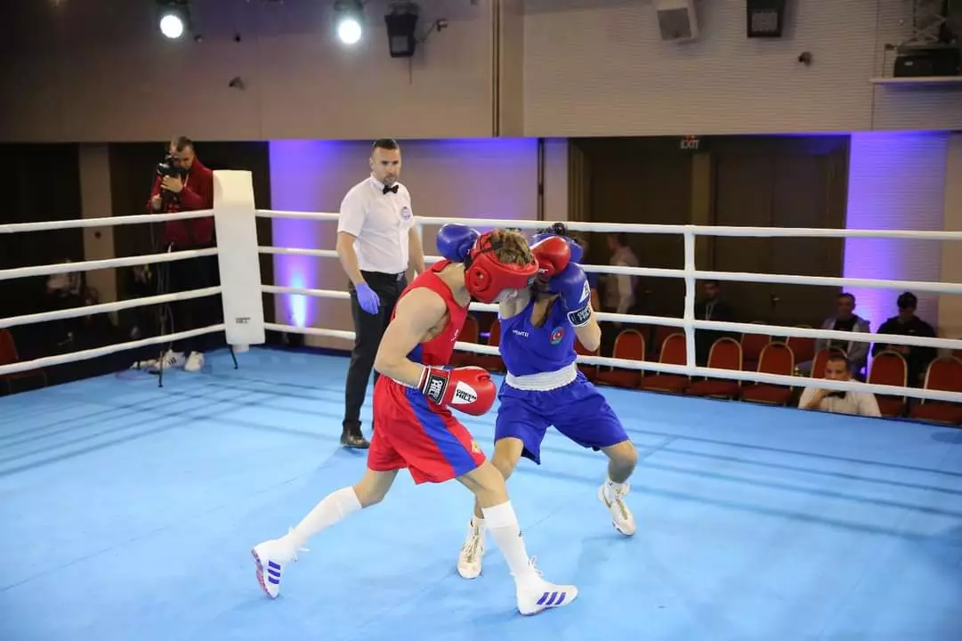 Azərbaycan boksçusu Dünya kubokunun finalına yüksəlib