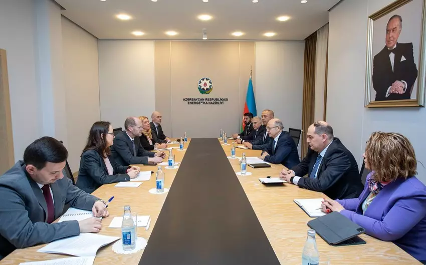Azərbaycan EBRD ilə “yaşıl enerji” sahəsində əməkdaşlığı müzakirə edib