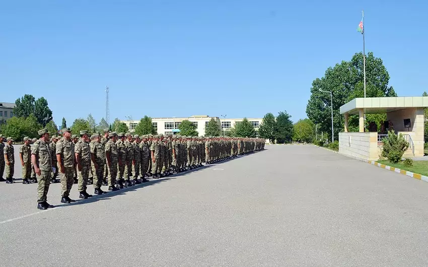 Azərbaycan Ordusunun Baş Qərargah rəisi hərbi hissələrin döyüş hazırlığını yoxlayıb
