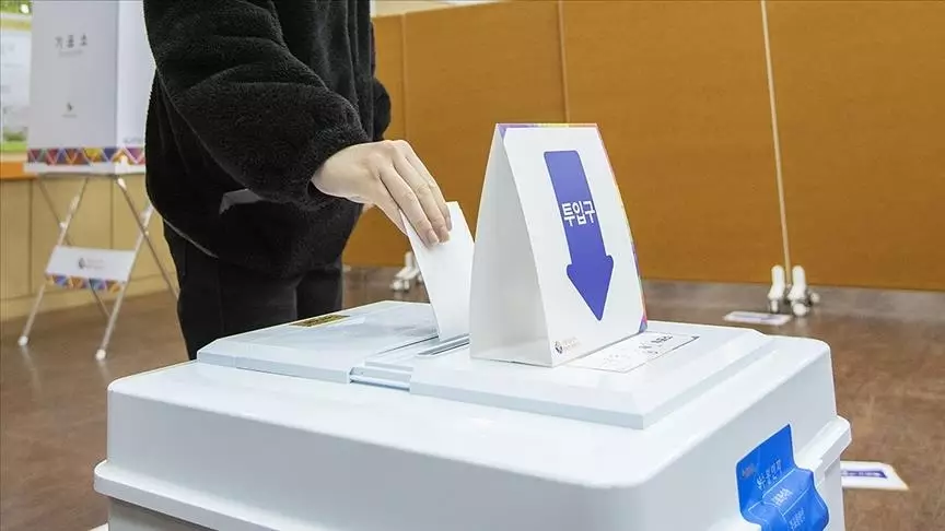 Cənubi Koreyada prezident seçkiləri iyunun 3-nə təyin edilib