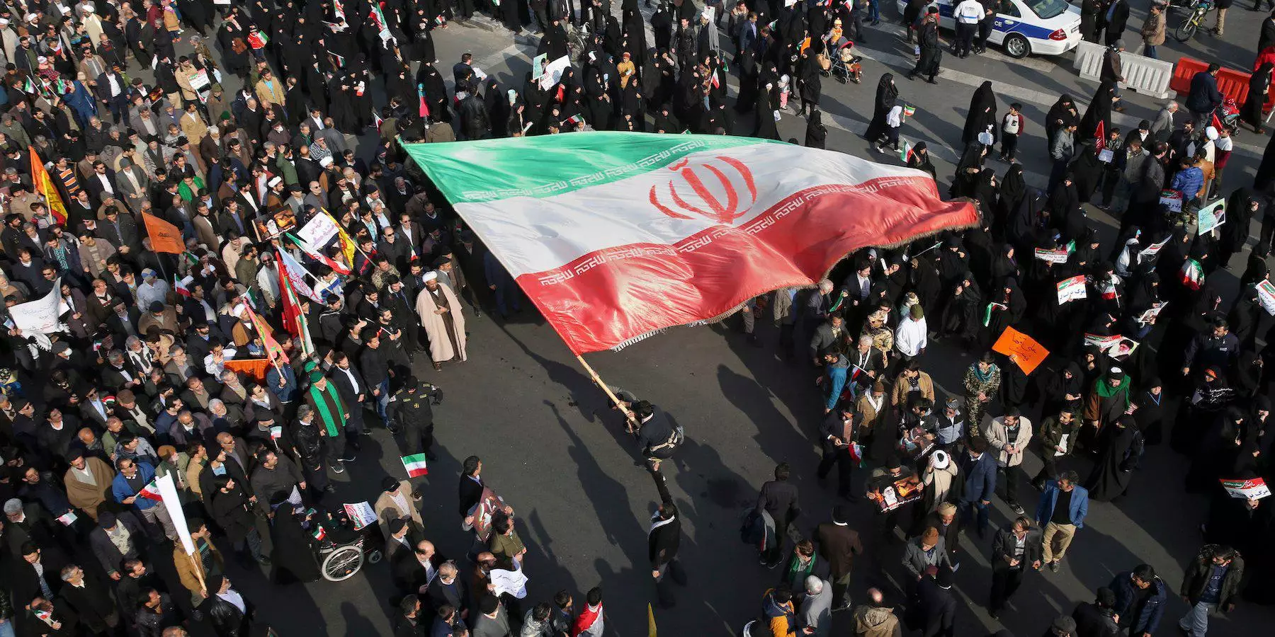 İranda təqaüdçülər aksiya keçirir