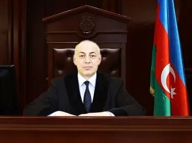 Tanınmış hakimə ağır itki üz verib
