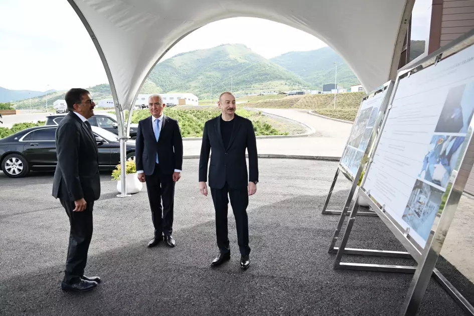 Prezident “PIRSHAGHI” ayaqqabı fabrikinin Laçın filialının açılışında iştirak edib
