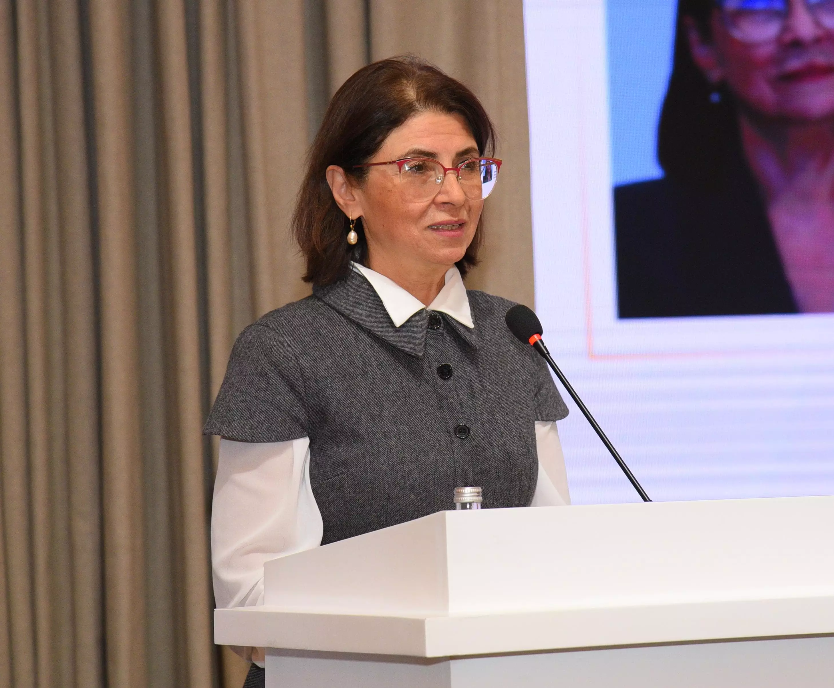 Fərəh Əliyeva: “Yüksəliş” müsabiqəsi nəticəsində bir çox insanların ictimai siyasi həyata inteqrasiya olunmaq fürsəti yaranıb”