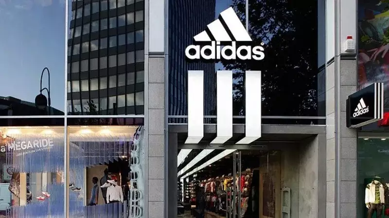 "Adidas"ın bazar dəyəri 39 milyard dollara çatıb