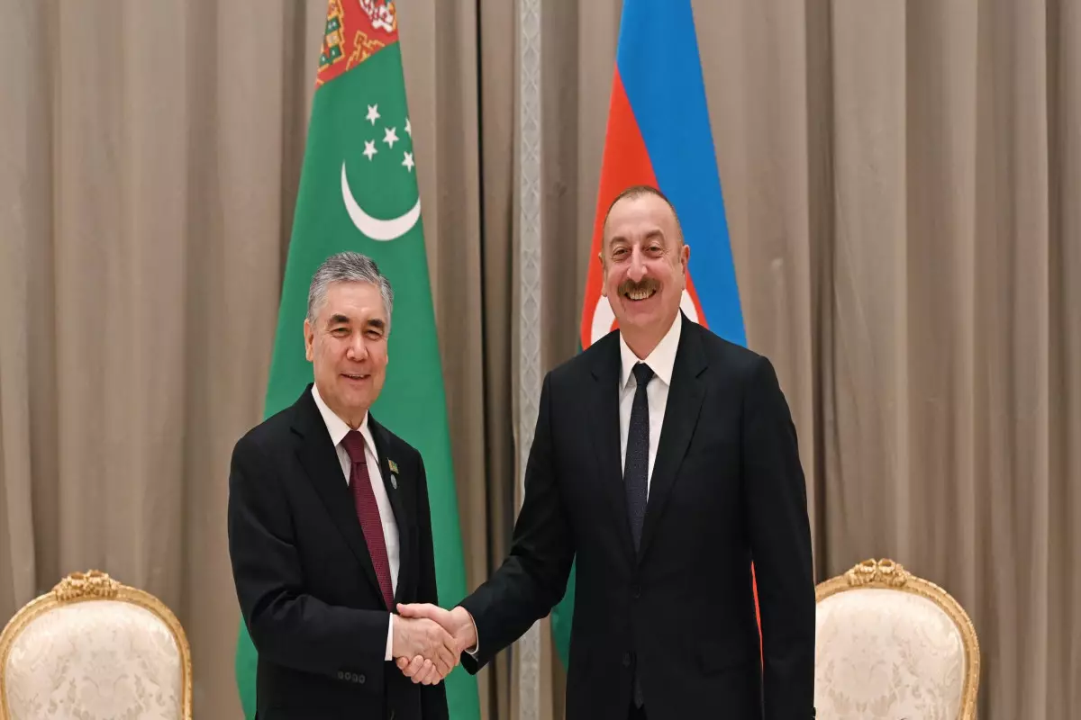 Qurbanqulu Berdiməhəmmədov Azərbaycan Prezidentinə təbrik məktubu ünvanlayıb