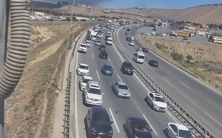 Kənar Dairəvi yolda sıxlıq yaranıb