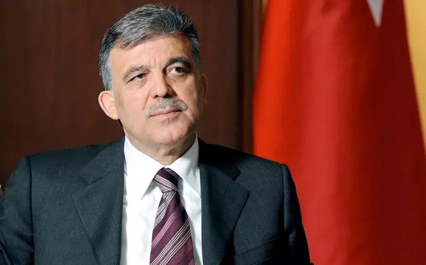 Abdullah Gül: Bu ağır itki bizim hamımızın ümumi kədərimizdir