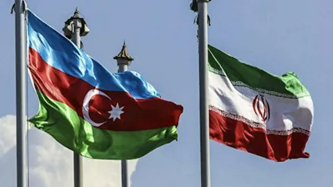Azərbaycan-İran sərhədində yeni avtomobil körpüsünün istifadəyə veriləcəyi tarix bilinib