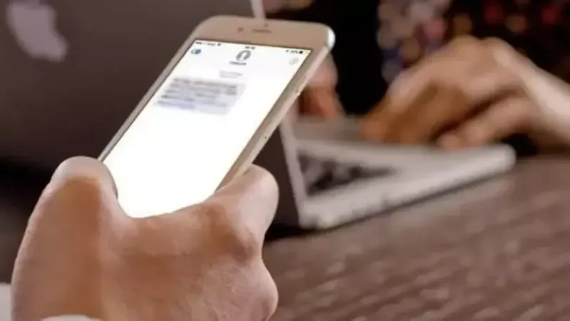 Azərbaycandan xaricə gedə bilməyən borclu şəxslərə SMS göndəriləcək