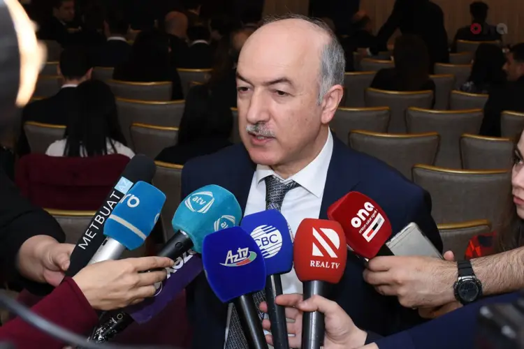 Dövlət Komitəsinin sədr müavininə ağır itki üz verib