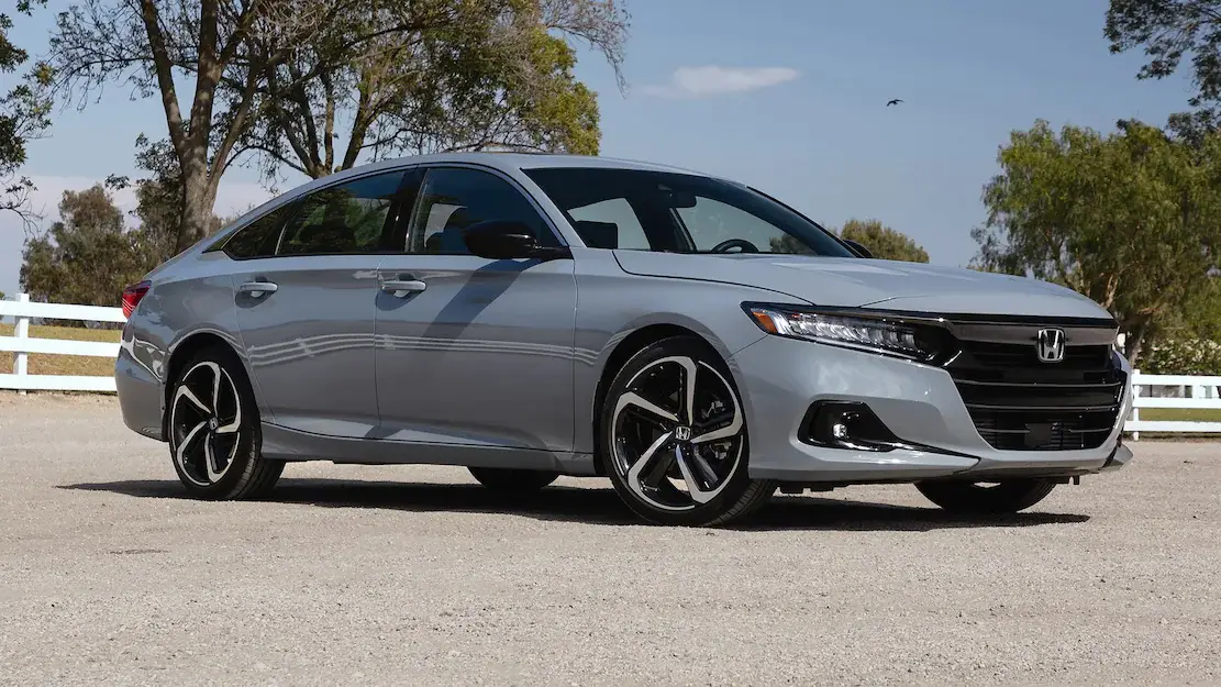 "Honda" 256 min avtomobili geri çağırıb