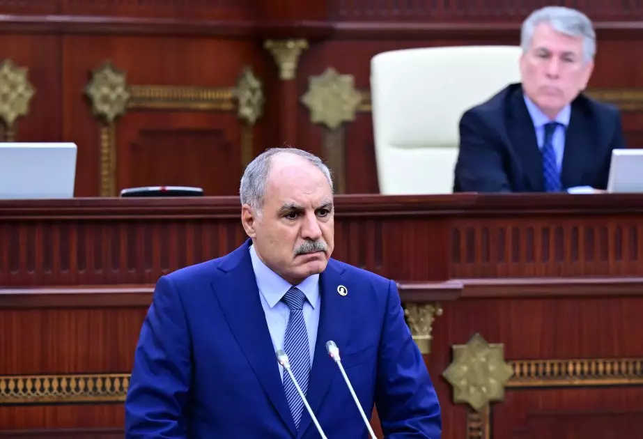 Xanlar Vəliyev Konstitusiya Məhkəməsinin hakimi kimi and içib