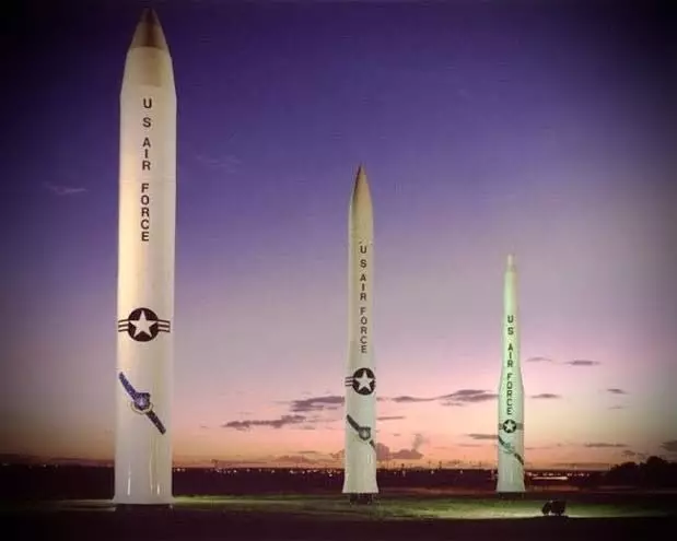 ABŞ “Minuteman III” qitələrarası ballistik raketini sınaqdan keçirdi - VİDEO