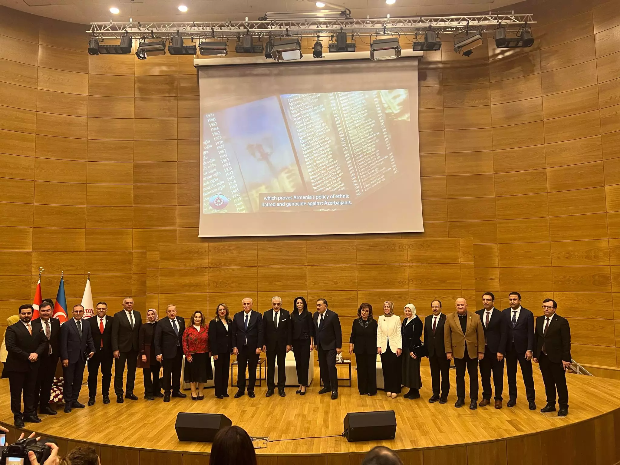 TBMM-də Xocalı soyqırımı qurbanlarının xatirəsi anıldı - FOTO