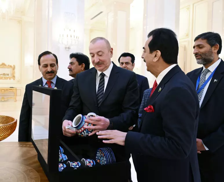 Azərbaycan Prezidenti İlham Əliyev Pakistan Senatının sədrini qəbul edib - YENİLƏNİB