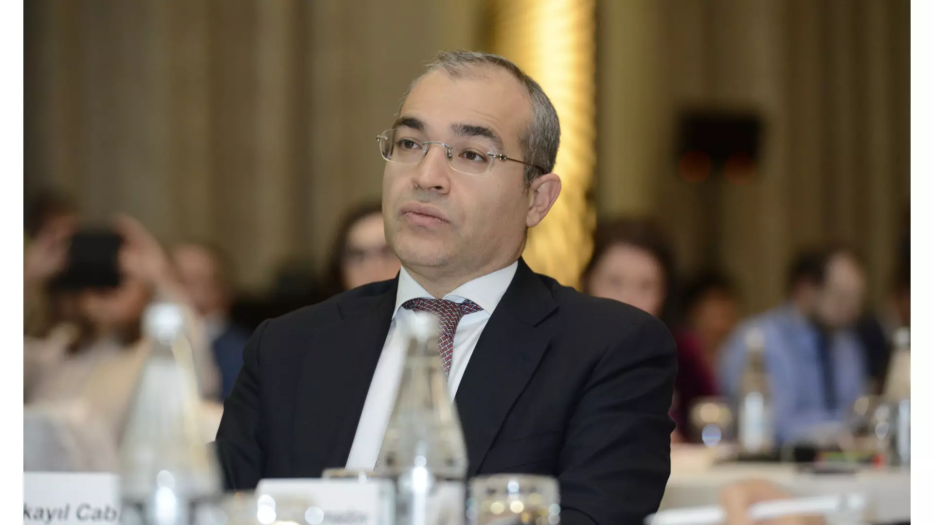Mikayıl Cabbarov: "Yaşıl enerji" sahəsində müsbət beynəlxalq mövqeyimiz var"