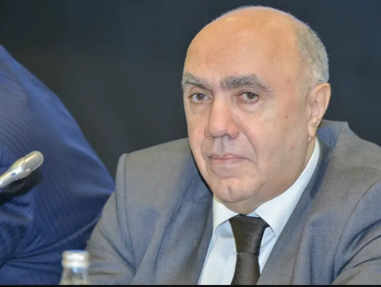 Zakir Qaralovun şirkətləri "qara siyahı"ya salındı