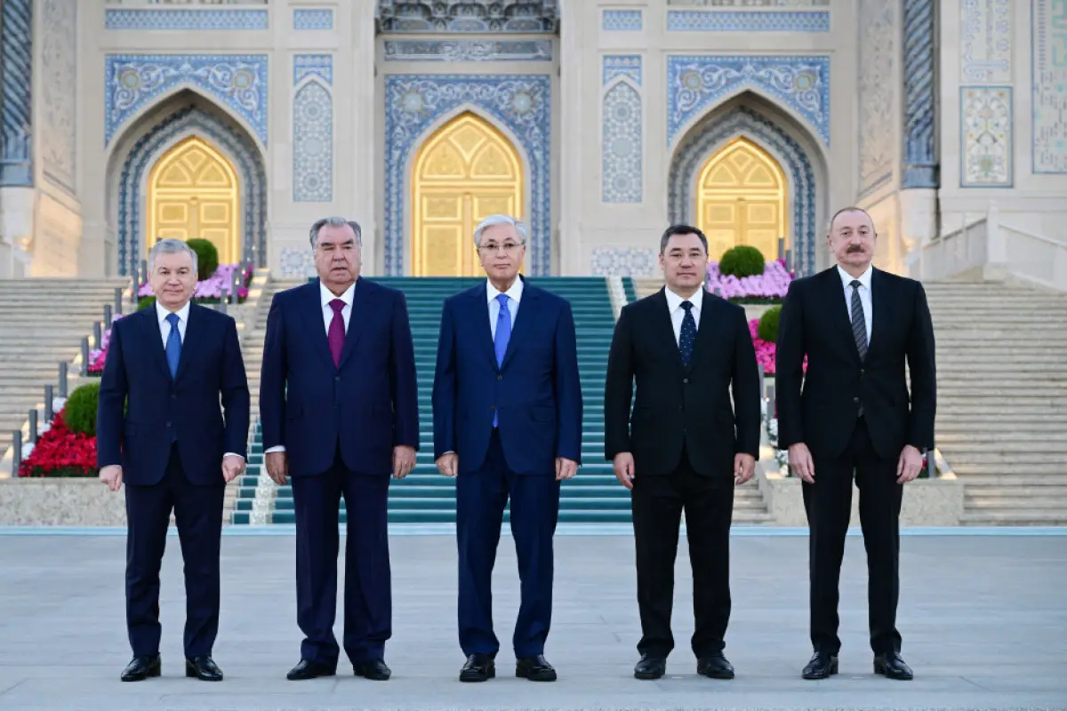 Qırğızıstan Prezidenti Zəngəzur dəhlizinin Çin-Qırğızıstan-Özbəkistan dəmiryolu üçün strateji əhəmiyyətini vurğulayıb
