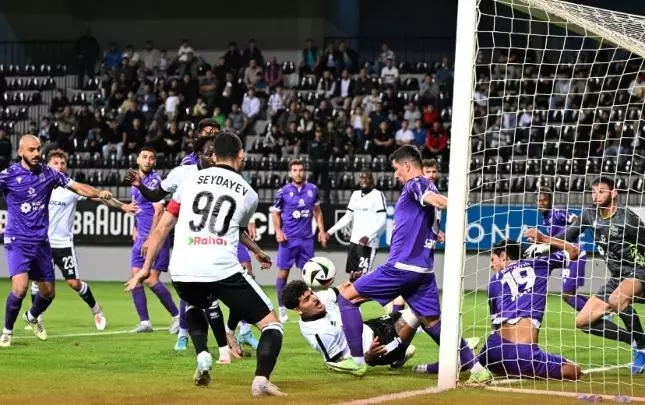 Misli PL: "Neftçi" "Sumqayıt"ı qəbul edir