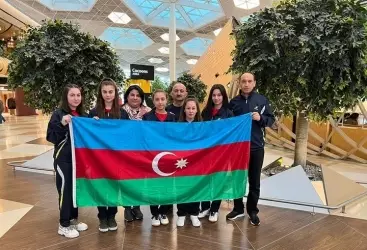 Stolüstü tenisçilərdən ibarət Azərbaycan millisi Türkiyəyə yollanıb