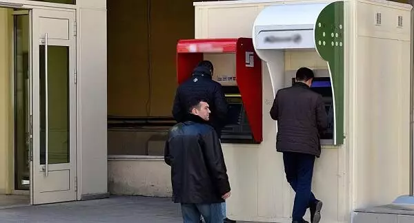 Pensiyalar 14.3 faiz, yoxsa 8 faiz artırılır?