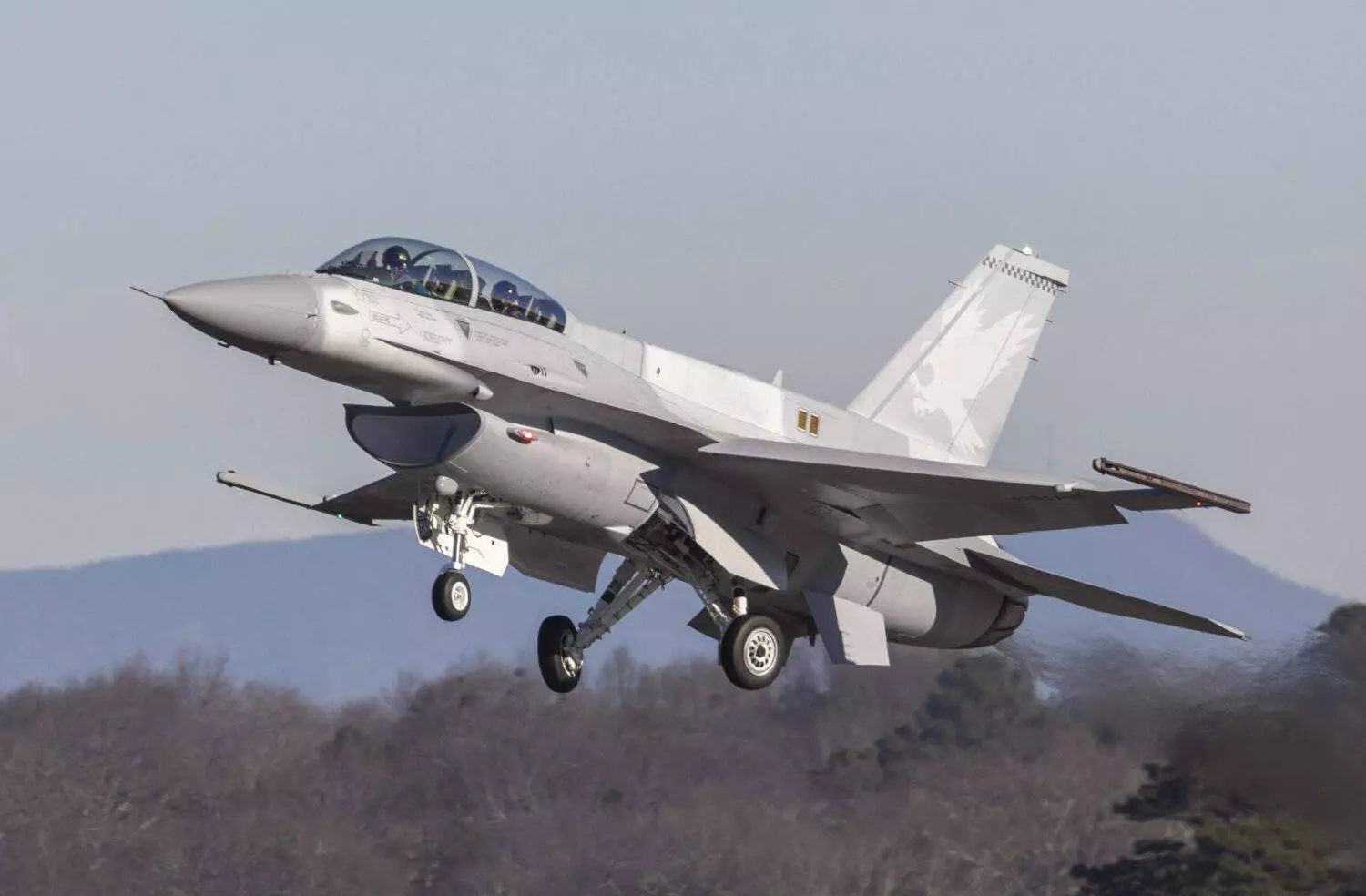 Belçika Ukraynaya F-16 qırıcıları verəcək