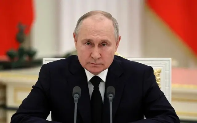 Putin: Rusiya sülh danışıqlarına hazırdır