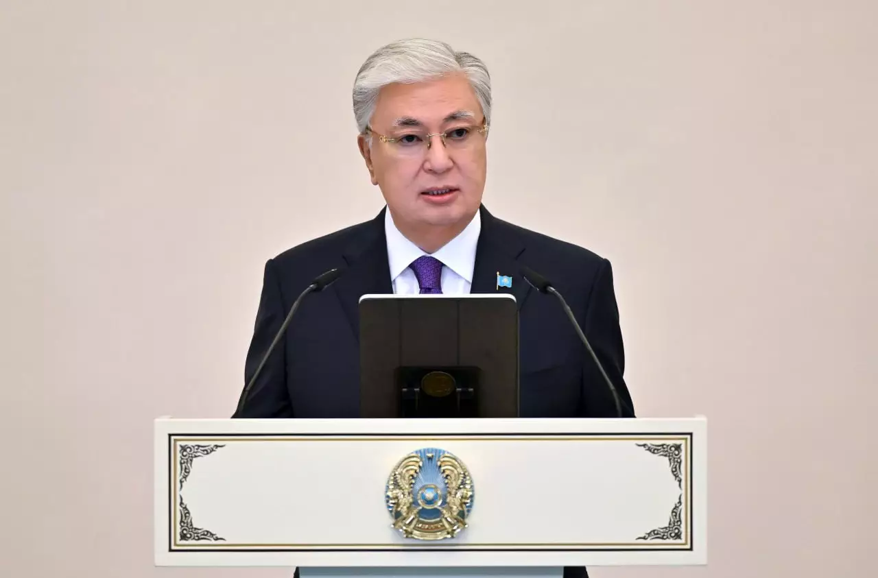 Aktau yaxınlığında qəzaya uğramış AZAL-a məxsus təyyarənin qəza səbəbləri qərəzsiz araşdırılır - Prezident