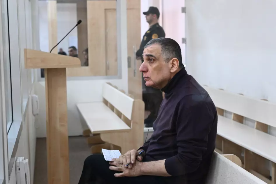 Erməniəsilli şahid: Vardanyanın maliyyələşdirməsi nəticəsində Xankəndi ətrafında 2, Əsgəranda 1 hərbi anbar yaradılıb
